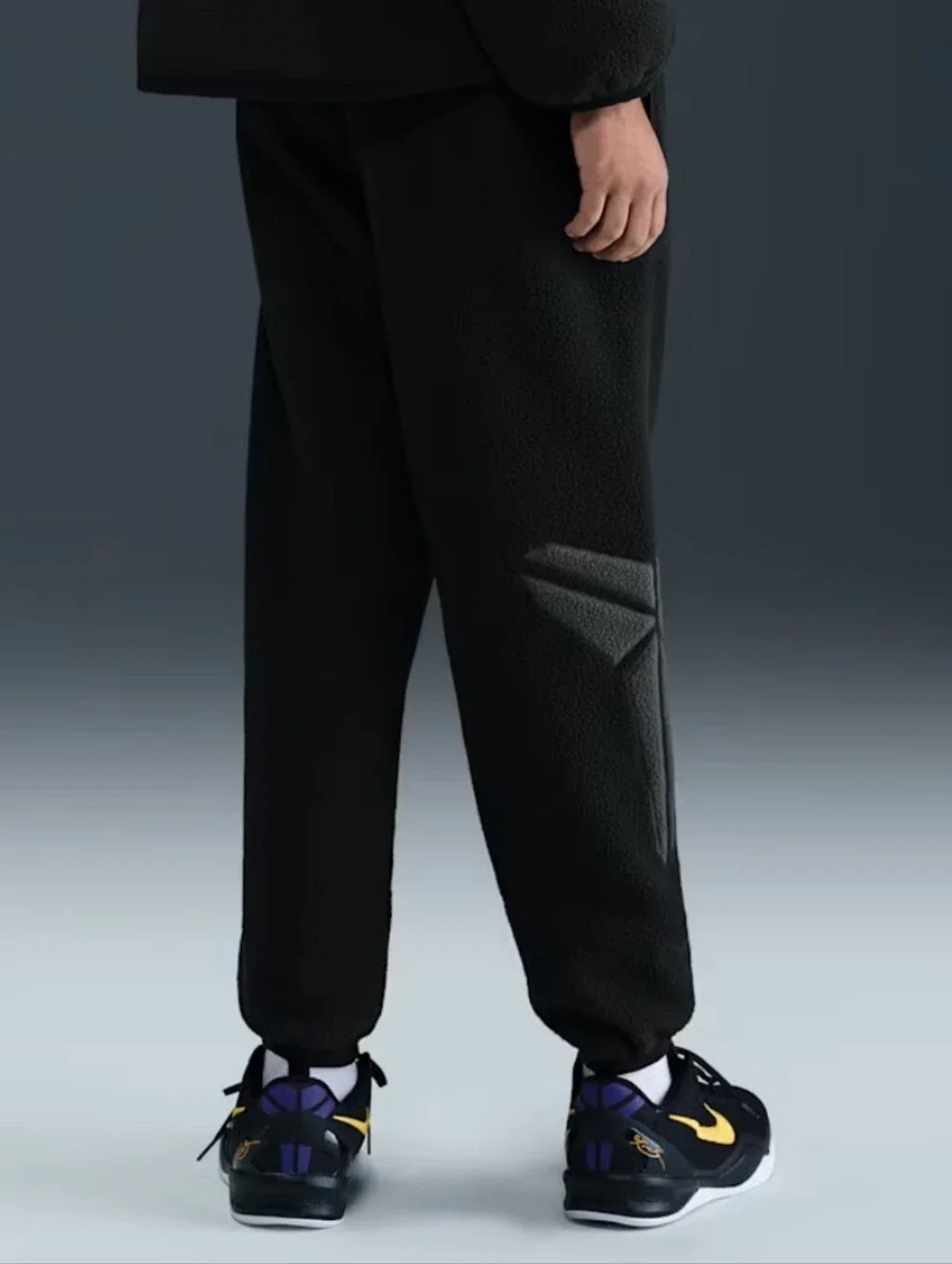 Nike Kobe Winterized Basketball Pants ~ Black IB2740-010 | Big Kids: L